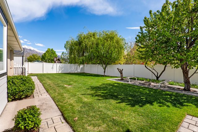 5725 W 9600 N, Highland, UT 84003