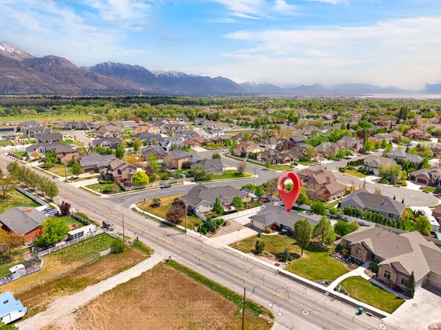 5725 W 9600 N, Highland, UT 84003