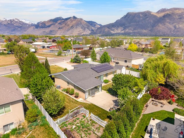 5725 W 9600 N, Highland, UT 84003