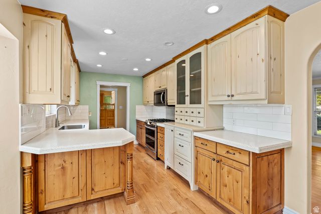 5725 W 9600 N, Highland, UT 84003