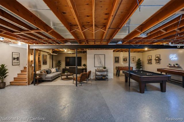 13500 Wyndemere Circle, Sterling Heights, MI 48313