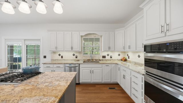 2309 Watershore Drive, Soddy Daisy, TN 37379