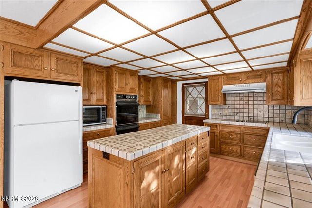 1607 Olua Street, Minden, NV 89423
