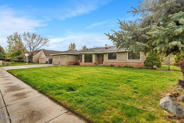 1607 Olua Street, Minden, NV 89423
