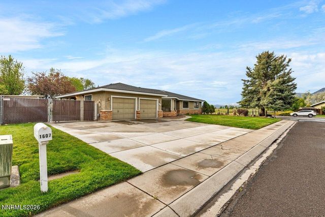 1607 Olua Street, Minden, NV 89423