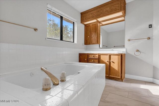 1607 Olua Street, Minden, NV 89423