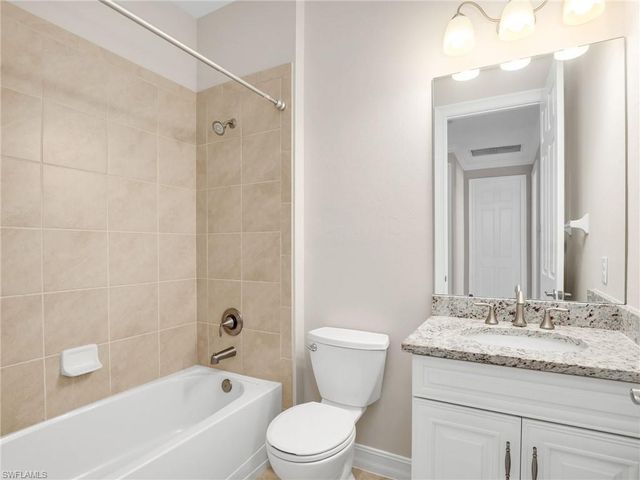 16313 Aberdeen WAY, Naples, FL 34110