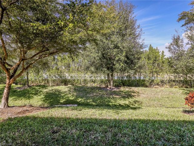 16313 Aberdeen WAY, Naples, FL 34110