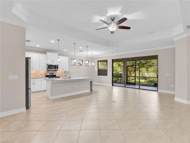 16313 Aberdeen WAY, Naples, FL 34110