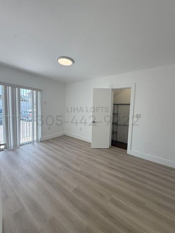 1328 NW 4th St 2, Miami, FL 33125