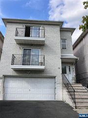 19 Halleck Street, Newark, NJ 07104