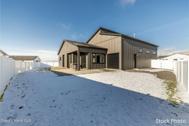 5991 W MORESBY AVE, Rathdrum, ID 83858