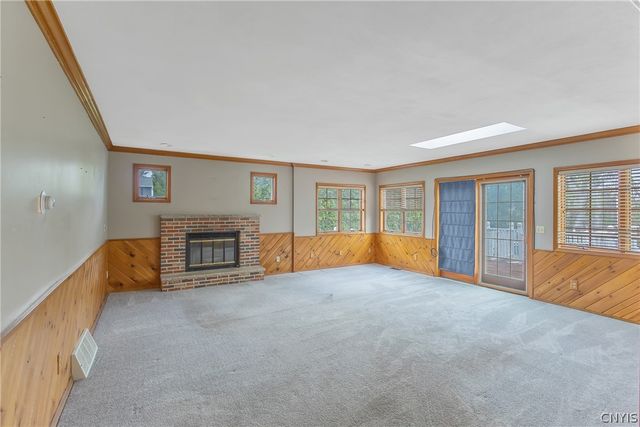 7799 Bainbridge Drive, Clay, NY 13090