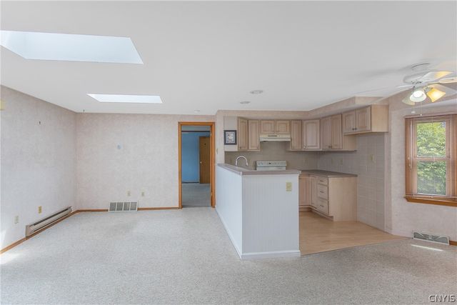 7799 Bainbridge Drive, Clay, NY 13090