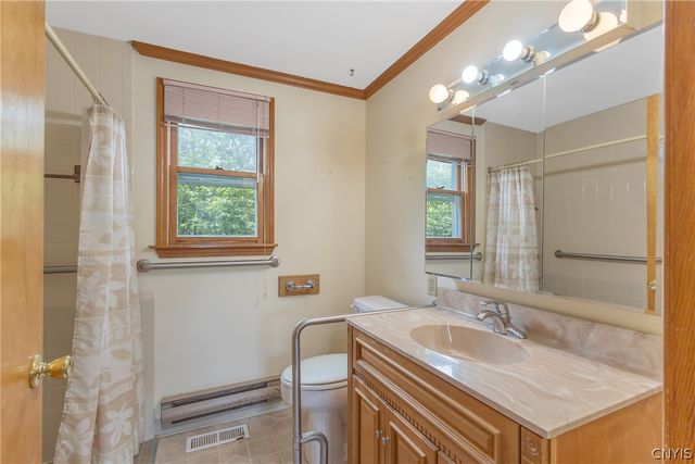 7799 Bainbridge Drive, Clay, NY 13090