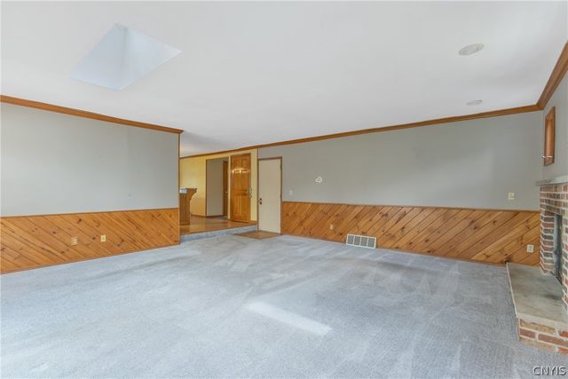 7799 Bainbridge Drive, Clay, NY 13090