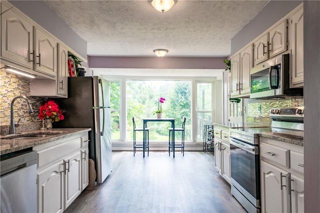 4081 Willow Ridge Road, Douglasville, GA 30135