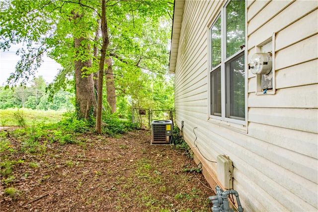 4081 Willow Ridge Road, Douglasville, GA 30135