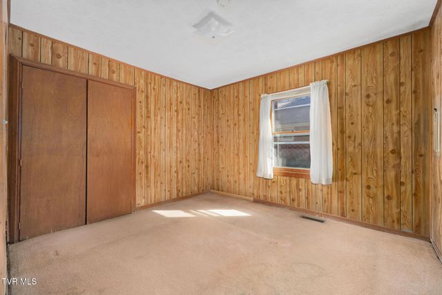 1733 Highland Street, Kingsport, TN 37664