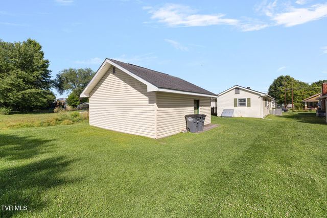 1733 Highland Street, Kingsport, TN 37664