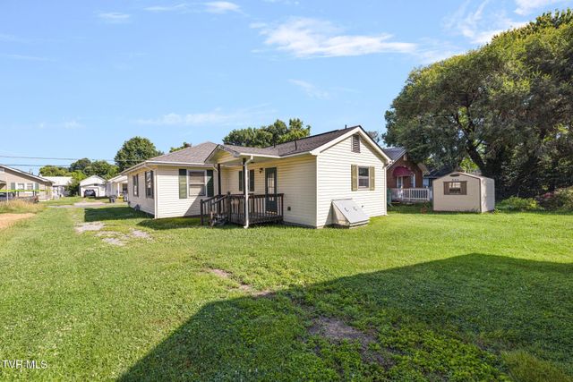 1733 Highland Street, Kingsport, TN 37664