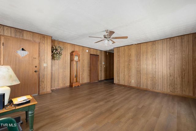 1733 Highland Street, Kingsport, TN 37664