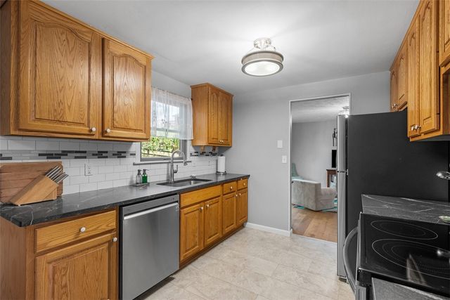 2064 Powell Road, Cranberry Twp, PA 16066