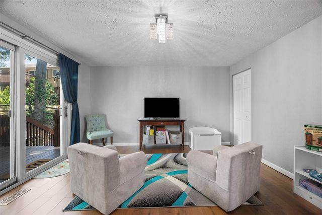 2064 Powell Road, Cranberry Twp, PA 16066