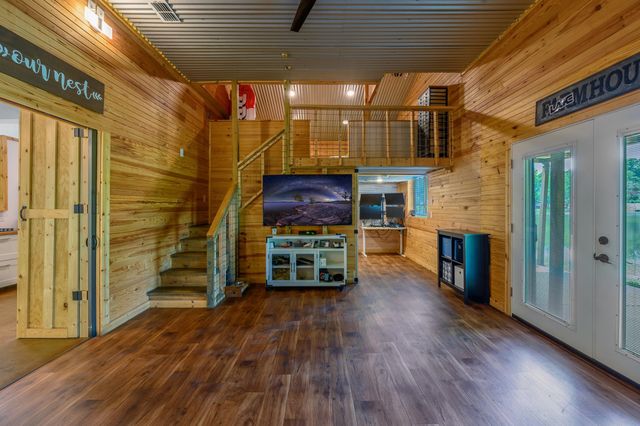 240 Private Road 5515, Palestine, TX 75801