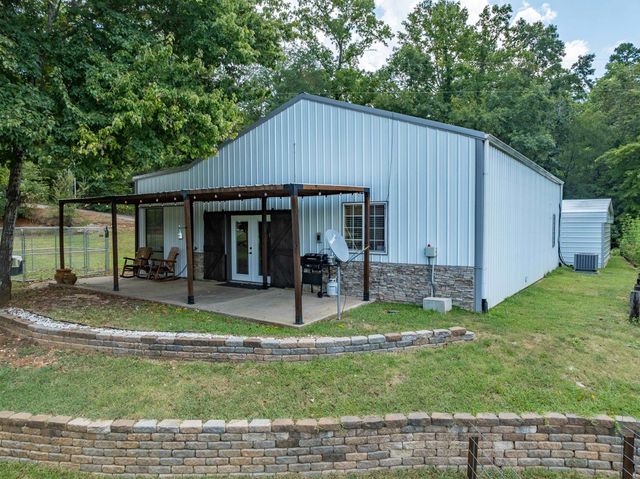 240 Private Road 5515, Palestine, TX 75801