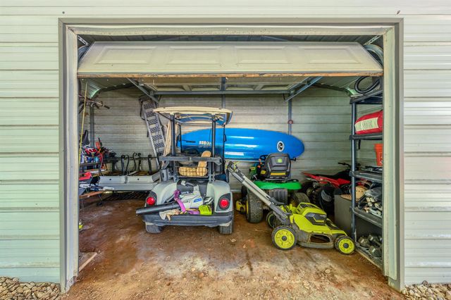 240 Private Road 5515, Palestine, TX 75801