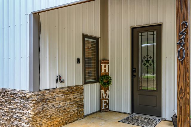 240 Private Road 5515, Palestine, TX 75801