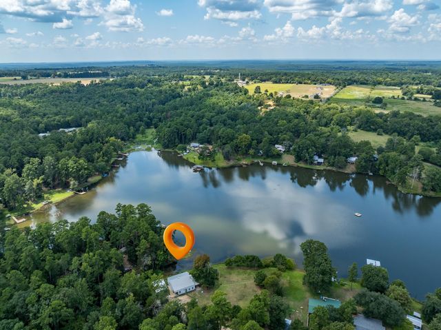 240 Private Road 5515, Palestine, TX 75801