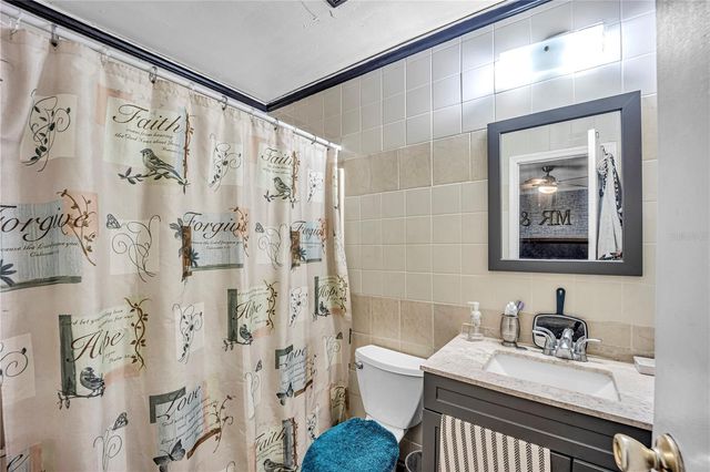 4325 LAKE AVENUE, Kissimmee, FL 34746