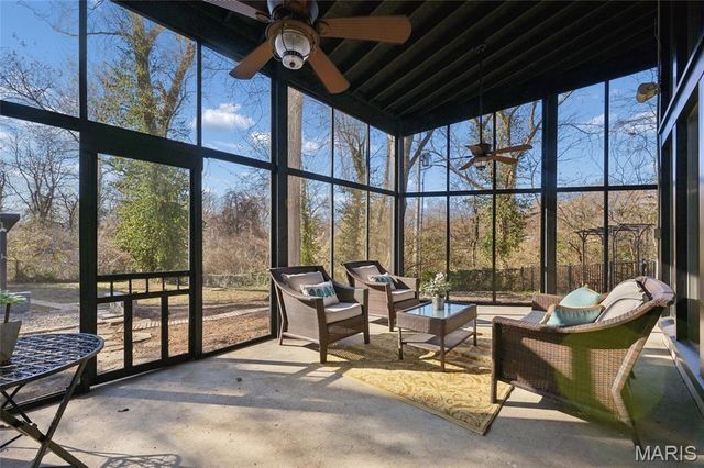 7368 Ahern Avenue, University City, MO 63130