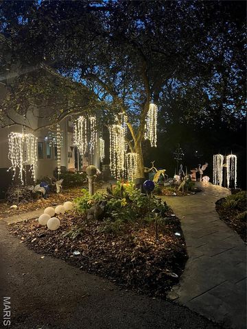 7368 Ahern Avenue, University City, MO 63130