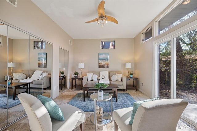 7368 Ahern Avenue, University City, MO 63130