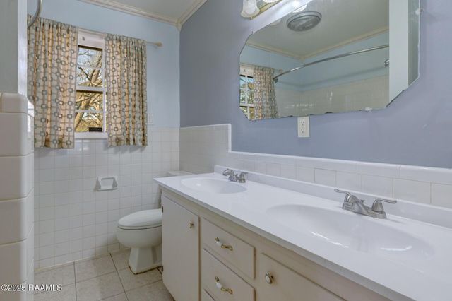 304 Saint John Avenue, Opelousas, LA 70570