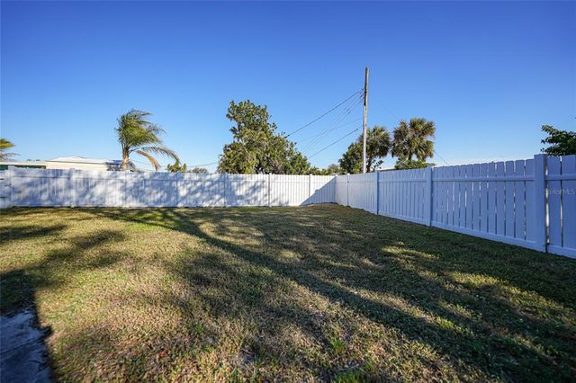 3360 CONWAY BOULEVARD, Port Charlotte, FL 33952