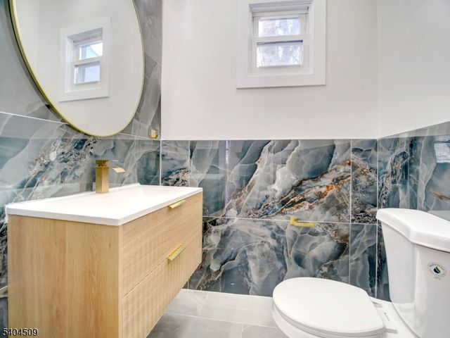 50 Hillyer St, City Of Orange Twp., NJ 07050