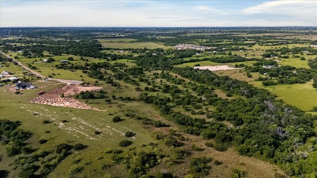 7901 Whispering Meadows Road, Joshua, TX 76058