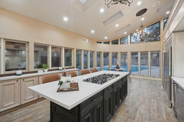 5914 Bermuda Dunes Drive, Houston, TX 77069