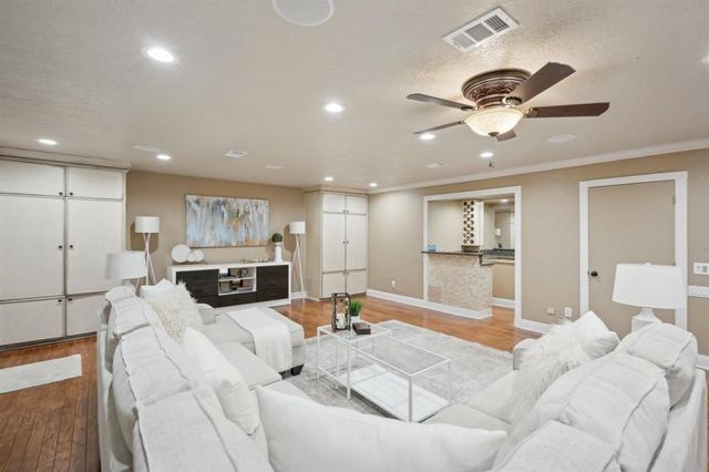 5914 Bermuda Dunes Drive, Houston, TX 77069