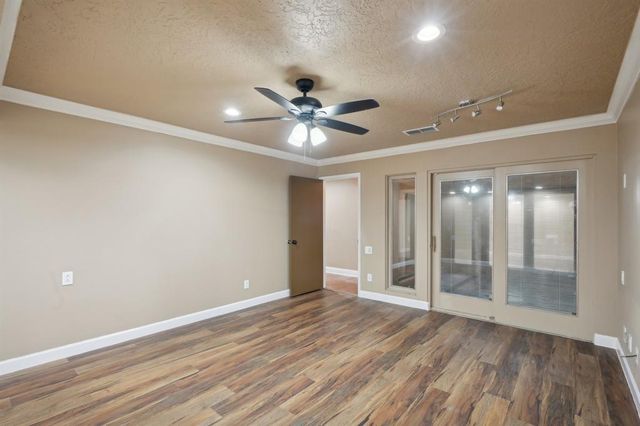 5914 Bermuda Dunes Drive, Houston, TX 77069