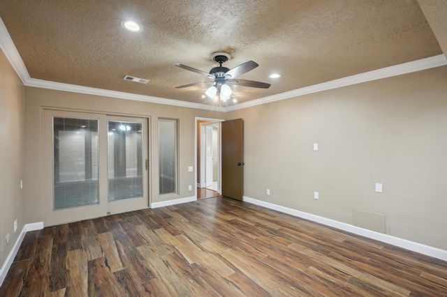 5914 Bermuda Dunes Drive, Houston, TX 77069