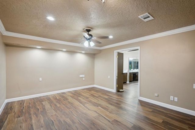 5914 Bermuda Dunes Drive, Houston, TX 77069