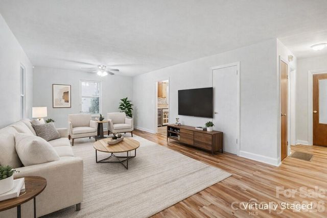 3728 Seaforth Drive, Charlotte, NC 28205