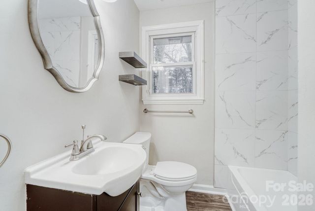 3728 Seaforth Drive, Charlotte, NC 28205