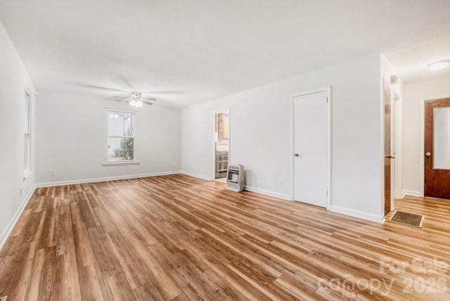 3728 Seaforth Drive, Charlotte, NC 28205