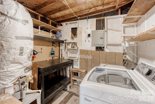 3728 Seaforth Drive, Charlotte, NC 28205